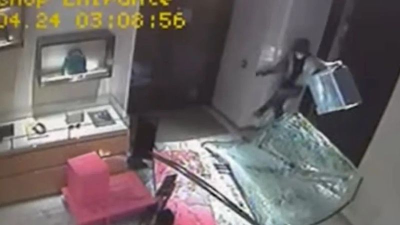 Luxusrablók szökésben: az Andrássy úti betörők újabb meglepő húzása!