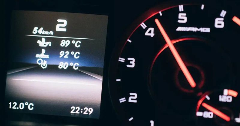 Pörgesd a motort a piros zónáig: Meglepő előnyök, amikről nem is tudtál!