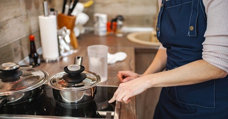 2026: Az indukciós főzőlapok eltűnnek! Mi jön helyettük?