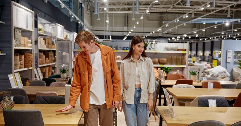 Egy legendás bútorbolt végleg lehúzza a rolót, a dolgozók sorsa is bizonytalanná vált