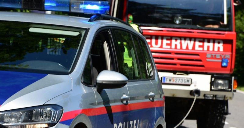 Pillanatok alatt felfordult a város: kisgatyás férfi menekült luxus Audival, a rendőrök nehezen állították meg