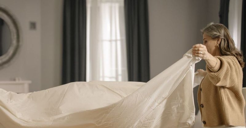 Ezért kockáztat többet, ha nyáron ritkán mossa a lepedőket – Komoly következménye is lehet a lustaságnak