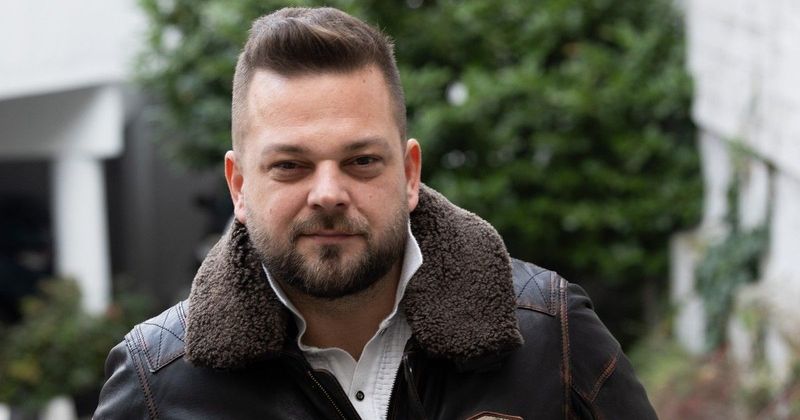 Gudics Máté kislányára vadidegen lesett az iskola előtt – A szülők most attól tartanak, nem lehet többé nyugodt a reggel