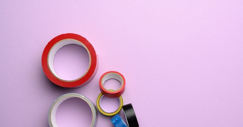 Sokan csak szigetelőszalaggal próbálkoznak, de ezzel a vezetékh hibával otthonod is veszélybe kerülhet
