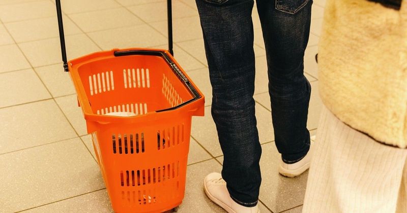 Drámai fordulat: Több száz boltot zár be a KiK, mi lesz a dolgozókkal?