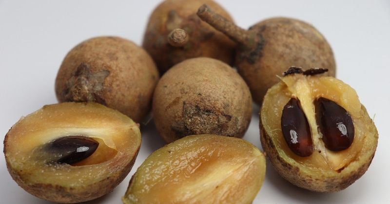 Fedezd fel a karamellízű gyümölcs titkát: Bőröd és emésztésed hálás lesz érte!