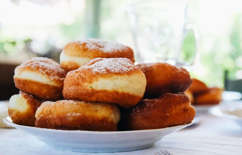 Így készítsd el a tökéletes szalagos fánkot: 7 lépés, amitől mindenki megnyalja a tíz ujját!