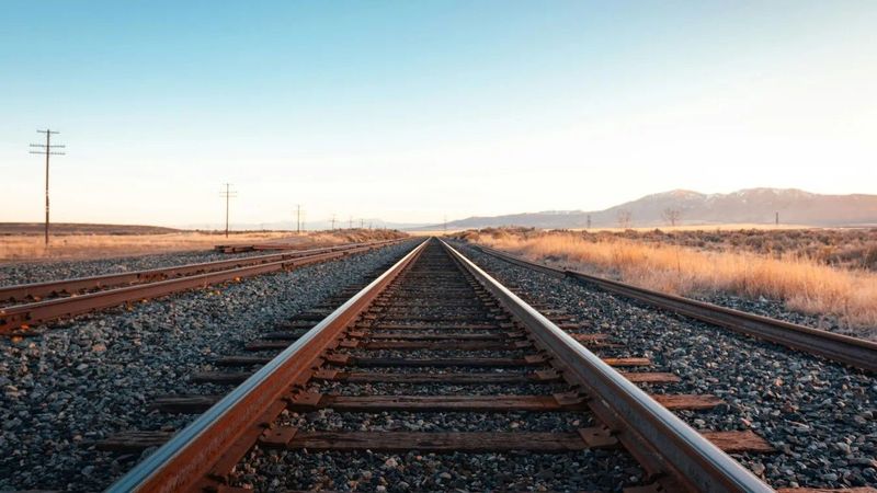 Vonatgázolás Vácnál, a helyszíni mentés miatt teljes a bizonytalanság