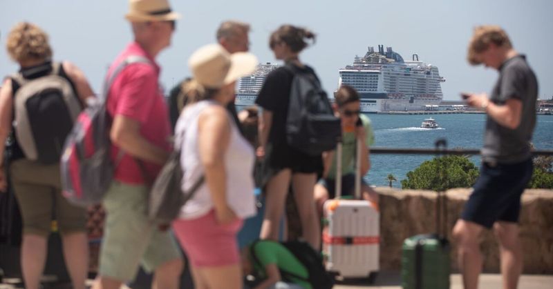 Egyre nagyobb a feszültség a népszerű üdülőhelyen, a turisták és a helyiek közötti ellentét új szintre lépett