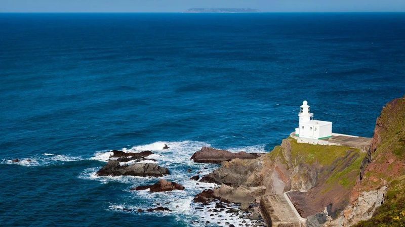 Egy eldugott sziget, ahol a múlt szabályai ma is mindent megváltoztatnak