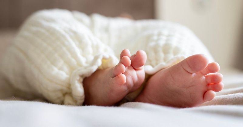Huszonkét évvel a drámai szülés után, megható fordulat a tűzoltó és a család életében