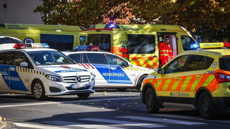 Súlyos baleset Budapesten: a gázolás után drámai mentés indult a helyszínen