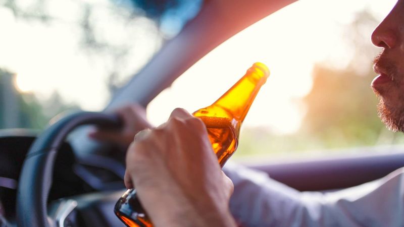 Életveszélyes hajszát rendezett egy vaksághoz közel álló férfi az autópályán – döbbenetes, hogy meddig jutott