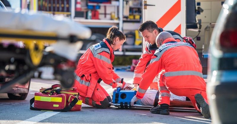 Gyerekeket szállító busz szenvedett balesetet Pécsnél, sokkoló következményekkel