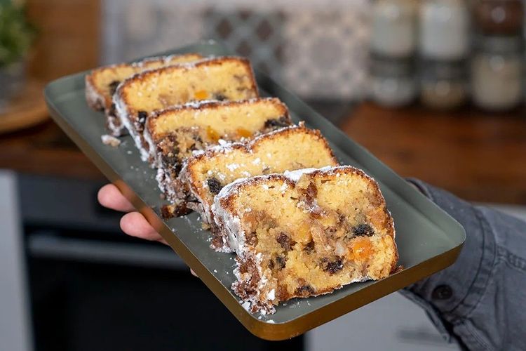 Karácsonyi gyümölcskenyér: A titkos recept, amiért mindenki megőrül az ünnepek alatt!