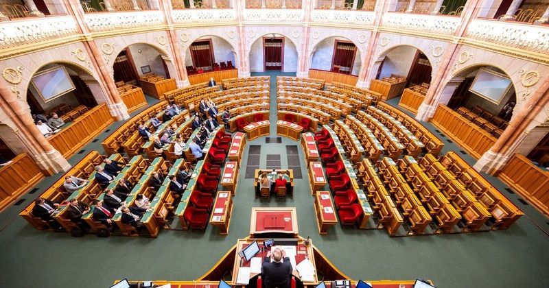 Egy korszak lezárult, a népszerű politikus döntése új fejezetet nyithat