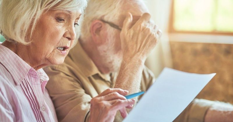 Változás jön a 64 éven felüliek életében, sokan most mindent elveszíthetnek