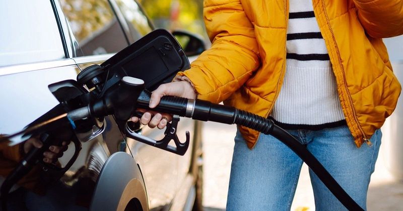 Üzemanyagpánik Szlovéniában: Vasárnaptól drasztikus korlátozások lépnek életbe!