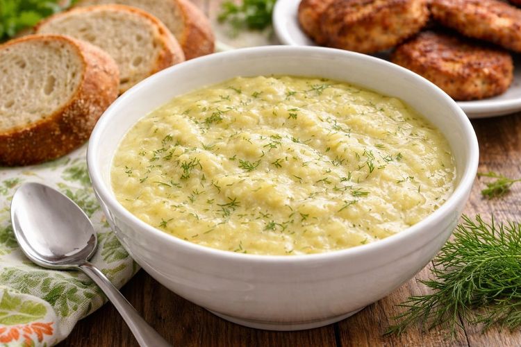 Ínycsiklandó kapros-tejfölös tökfőzelék: a konyha titkos sztárja!