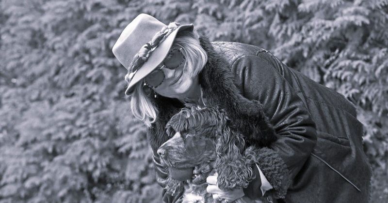 Virágözönnel búcsúztak a színpad csillagától: Voith Ági emléke örökké él