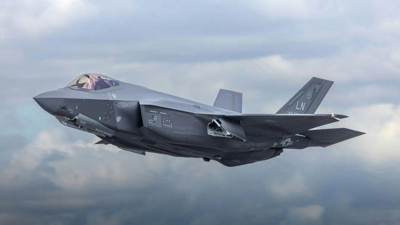 Rejtélyes katasztrófa Kolumbiában: 66 katona vesztette életét egyetlen pillanat alatt