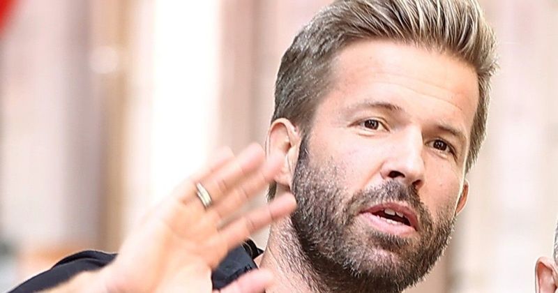 Az ismert műsorvezető váratlan húzása, ezzel most mindenkit meglepett