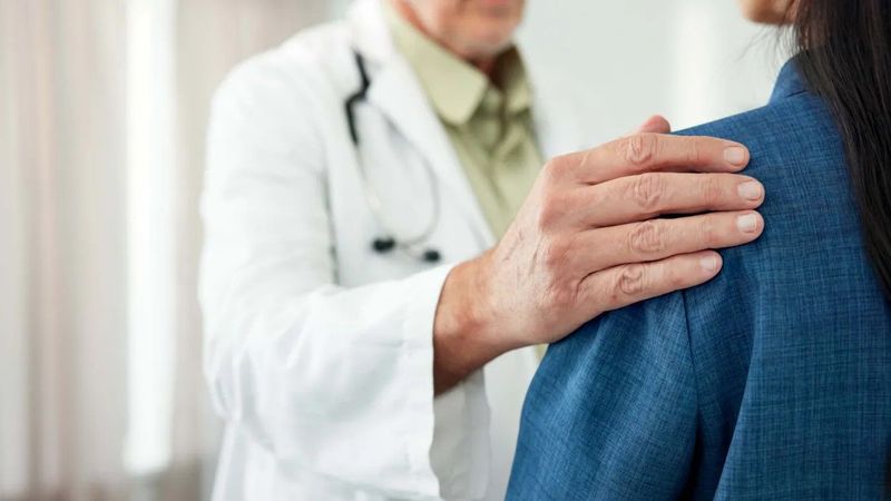 Egy ártalmatlannak tűnő bogár miatt került életveszélybe a 44 éves anya