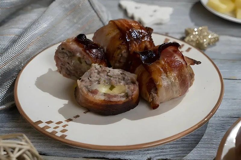 Baconbe burkolt sajtbomba: a húsgolyó, amiért megőrül a család!