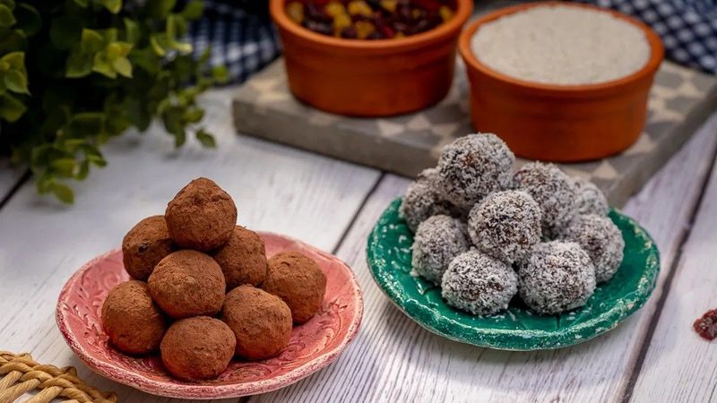 Energiagolyó: A bűntudatmentes édesség, amiért nem kell sütőt kapcsolnod!