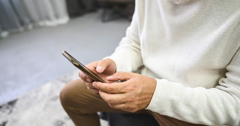 Férfi hűtlenség: A rejtett érzelmi okok, amikről senki sem beszél