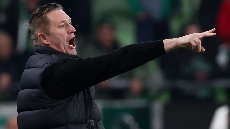 Az ismert edző kiakadt a bírókra, a vereség után új helyzet állt elő az NB I-ben