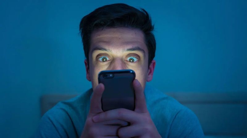 Időutazó a múltból? A titokzatos férfi, aki felrobbantotta az internetet