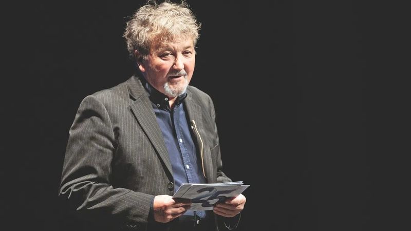 Az ismert színművész elvesztése után váratlan döntés: új helyszínen nyugodhat örökre