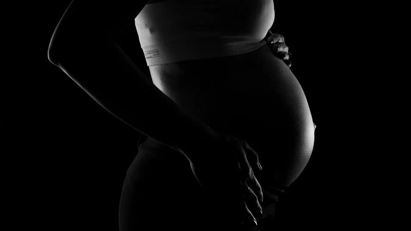 Terhes nőt ért támadás az utcán, a járókelők reakciója mindent megváltoztatott