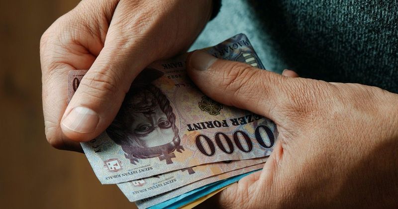 Jelentős változás jöhet a nyugdíjakban, sokakat érinthet az idei emelés