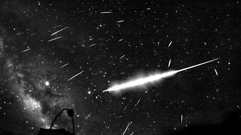 Új meteorraj a Nap közelében, veszélyes égitestek nyomára vezethet