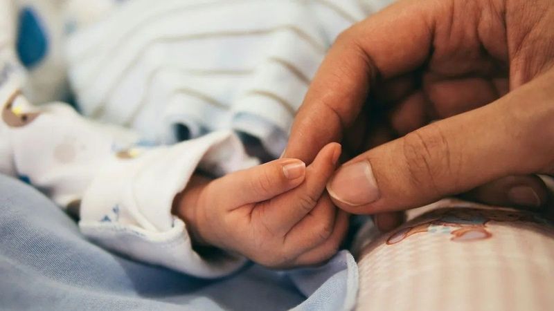 Súlyos roham után kritikus állapotba került a kislány, a család aggódva várja a fejleményeket