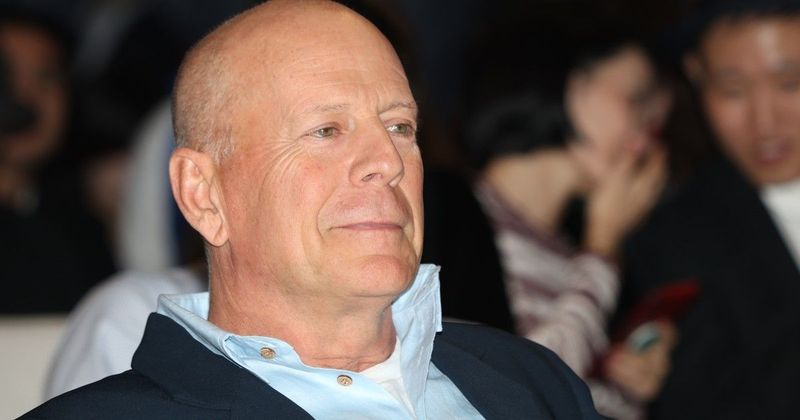 Az ismert színész magánélete új fordulatot vett, felesége fontos bejelentést tett