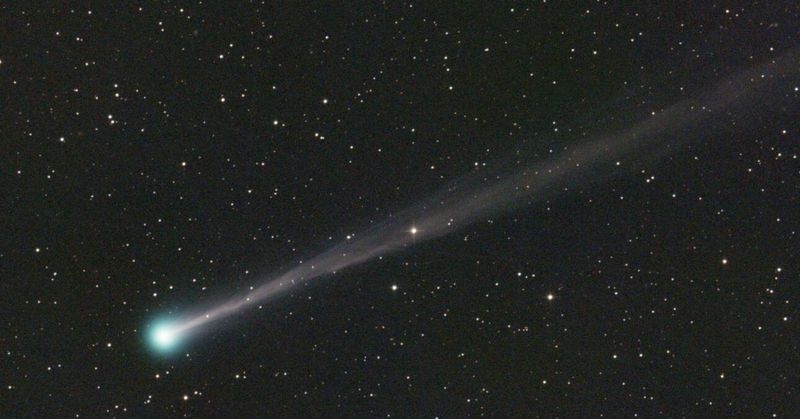 Ritka üstökös tűnik fel a tavaszi égbolton, ilyen látványra generációk óta nem volt példa