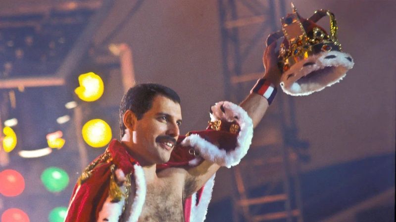 Az ismert énekes színpad előtti rituáléja, amiről eddig csak kevesen tudtak