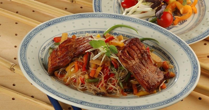 Ínycsiklandó ponty varázslat üvegtésztával: Fedezd fel a titkos receptet!