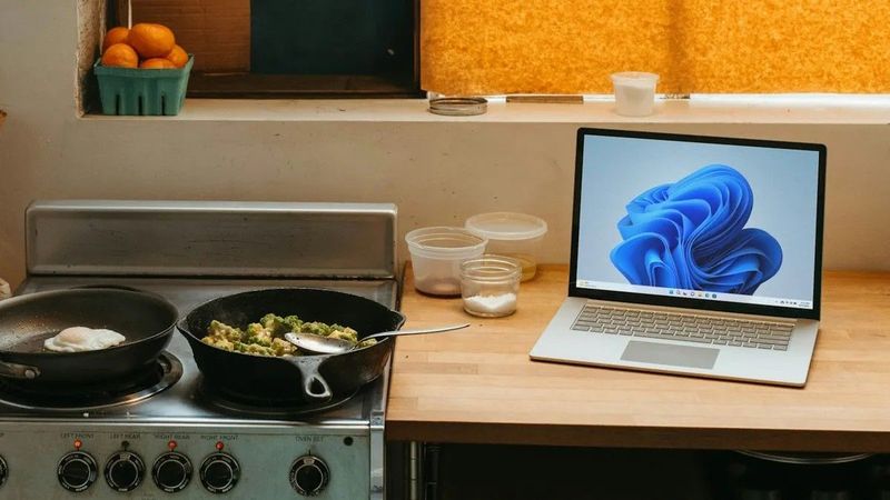 A kötelező Windows 11 frissítés miatt sokan felháborodhatnak, de a döntés végleges