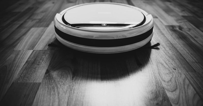 Robotporszívóval buktatta le a feleségét, de végül ő fizette meg az árát: a magánélet megsértése miatt börtön lett a vége