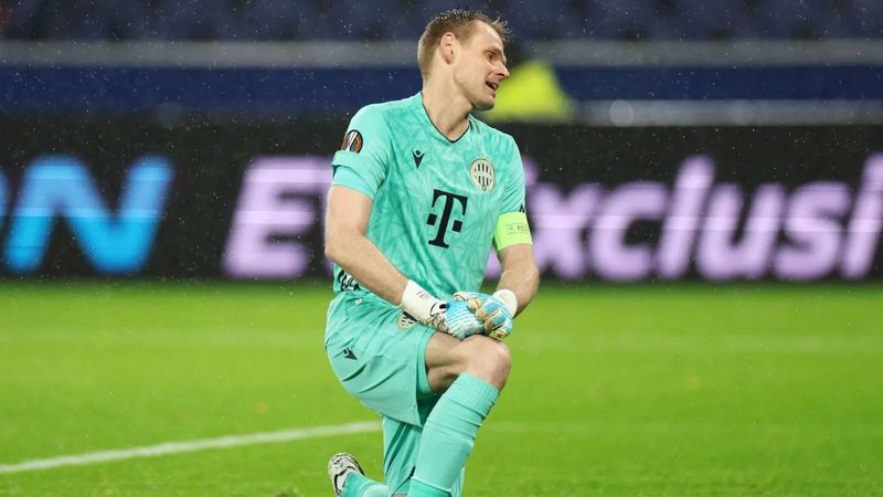 Különös pillanat a Magyar Kupa-elődöntőn, a kapus váratlanul előnybe került