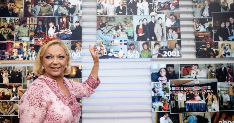 Szinte rá sem ismerni a Barátok közt egykori arcára: 60 évesen új fejezet kezdődhet számára, hiszen elképesztő átalakuláson ment át