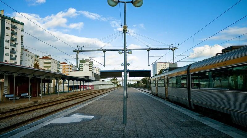 Szelfi a vasútállomáson, súlyos következményekkel került kórházba egy fiatal