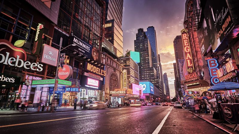 Német turista New York-i rémálma: 7 milliárdos kártérítési követelés!