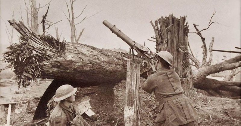 A fegyver, amit túl jónak találtak: Miért törölték ki a Lewis-géppuskát a történelemből?